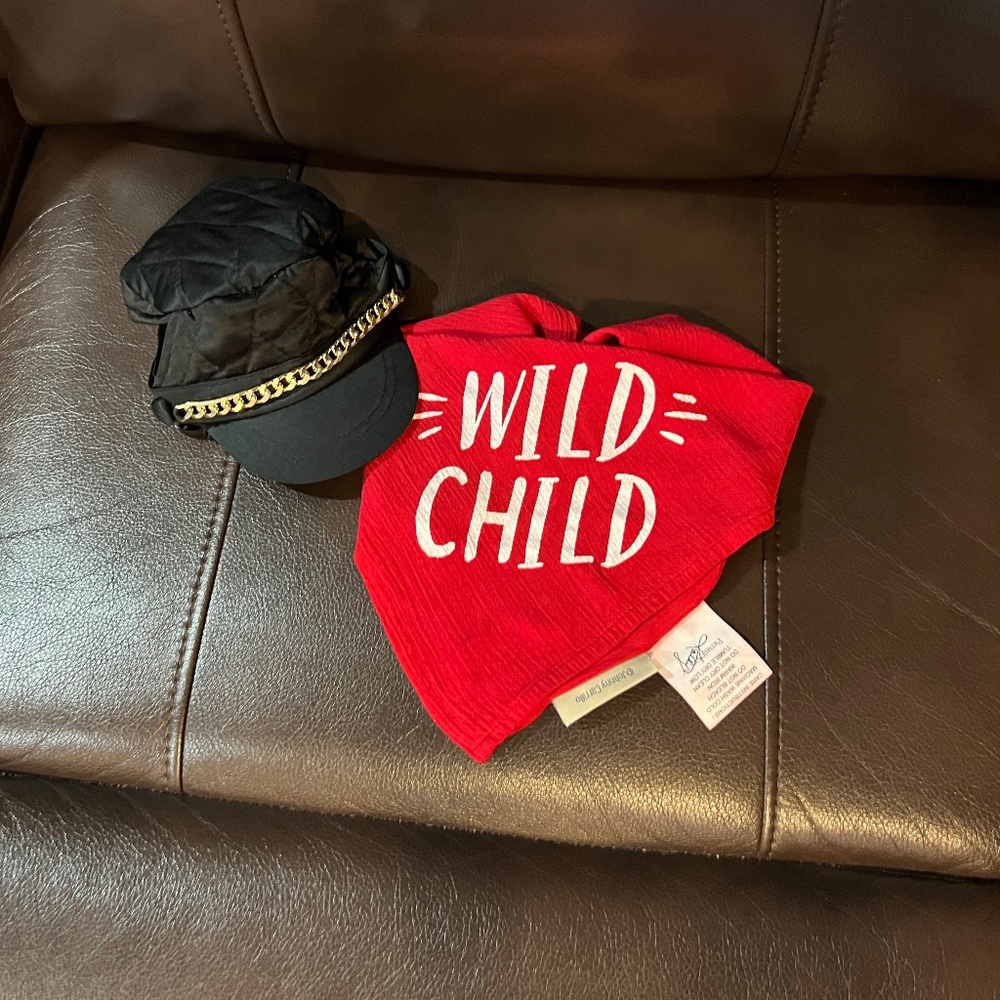 Dog/cat wild child hat and scarf